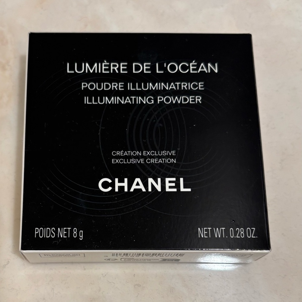 CHANEL Lumière de L'Océan Illuminating Powder. Limited Edition